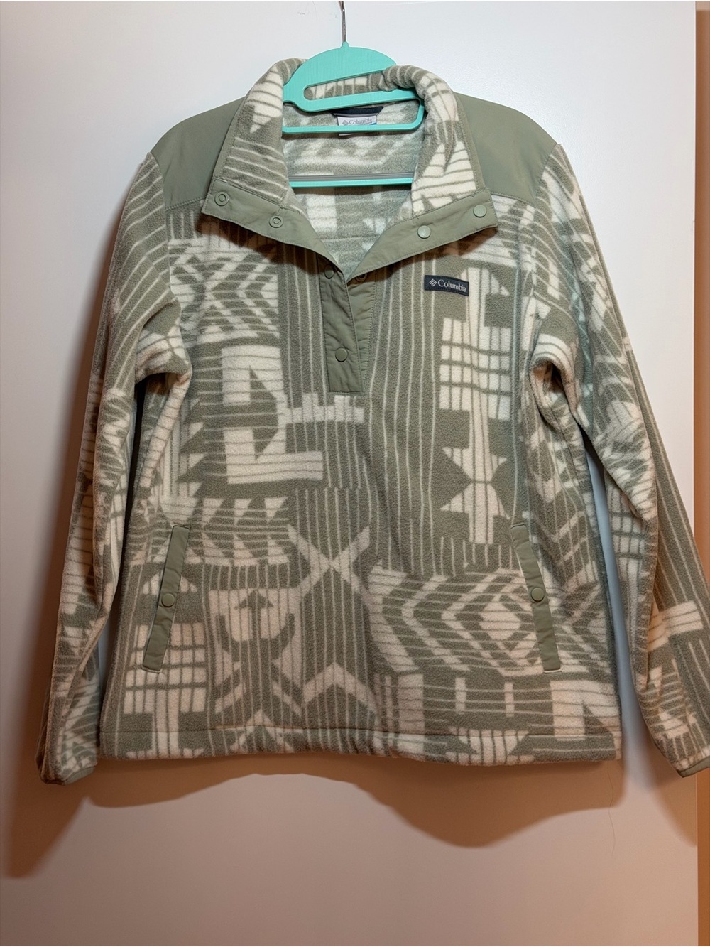 Columbia Sage Green & Cream Patterned Fleece Snap Pullover